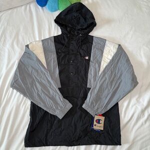 Champion Pullover Windbreaker - BNWT - Hood & Pouch Pocket - Men's Size Small